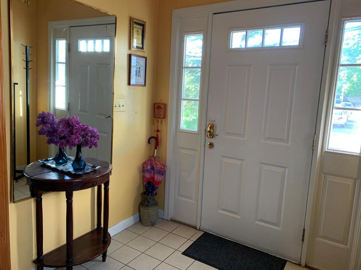 Beautiful Victorian House, Room Boston Exterior photo